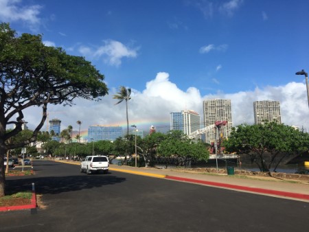 ハワイ マジックアイランドの駐車場 再オープン